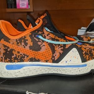 Nike Paul George Basketball Shoes Size 13